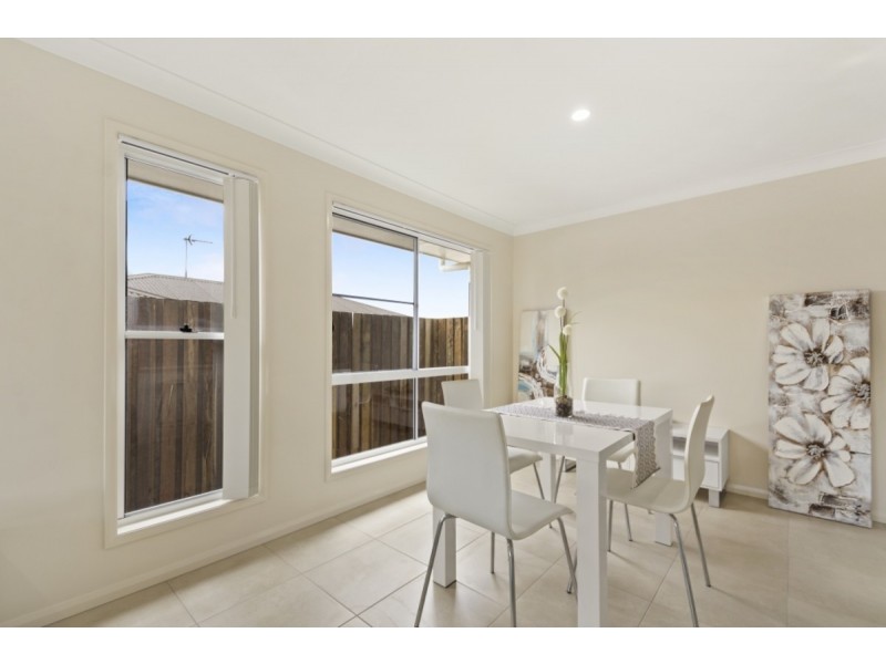 1/8 Brim Street, Newtown QLD 4350