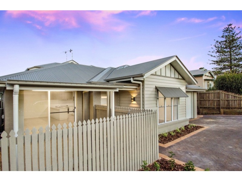 1/8 Brim Street, Newtown QLD 4350