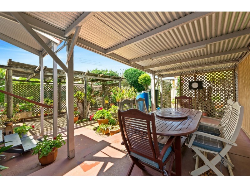 122 Taylor Street, Newtown QLD 4350
