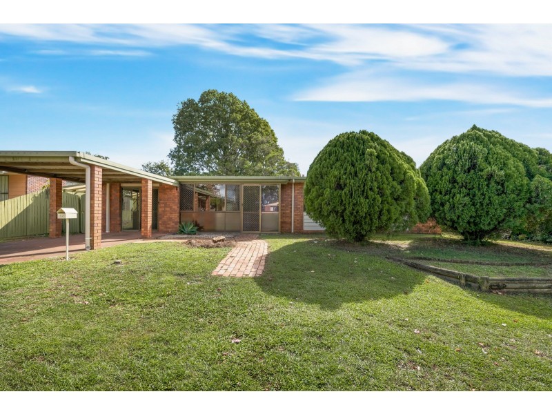 57 Wine Drive, Wilsonton Heights QLD 4350