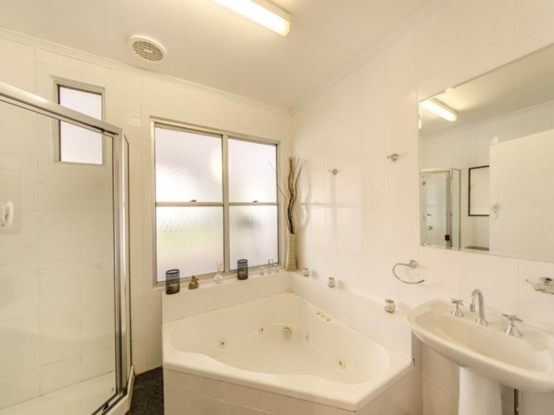 66 Stephen Street, South Toowoomba QLD 4350