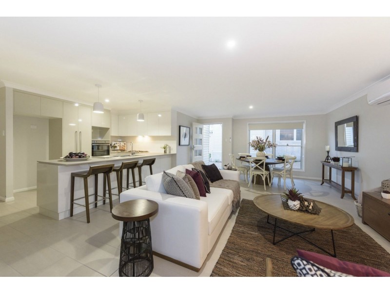 2/6 Cooper Street, South Toowoomba QLD 4350