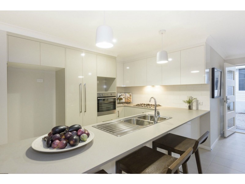 2/6 Cooper Street, South Toowoomba QLD 4350