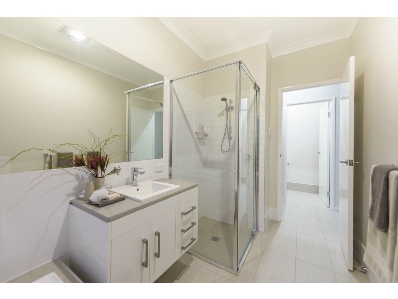 2/6 Cooper Street, South Toowoomba QLD 4350