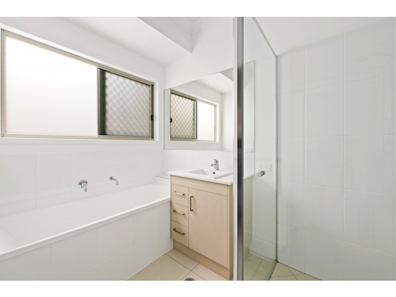3/47 Belclaire Drive, Westbrook QLD 4350
