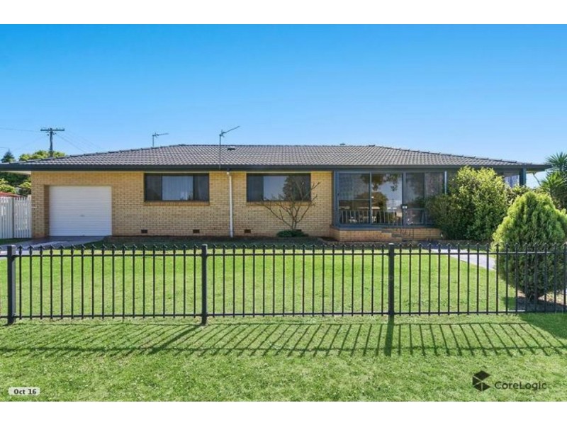 11 Honey Street, Harristown QLD 4350