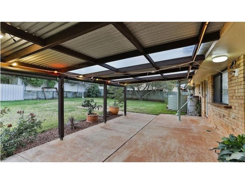17 Traminer Drive, Wilsonton Heights QLD 4350