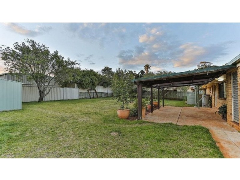 17 Traminer Drive, Wilsonton Heights QLD 4350