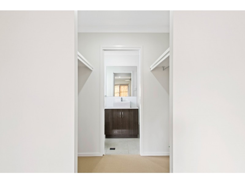 20B Cambooya Street, Drayton QLD 4350