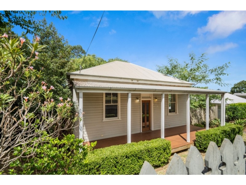 10 Gowrie Street, Toowoomba City QLD 4350