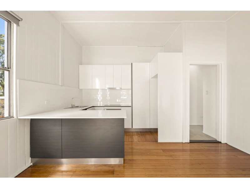 1 McCook Street, South Toowoomba QLD 4350