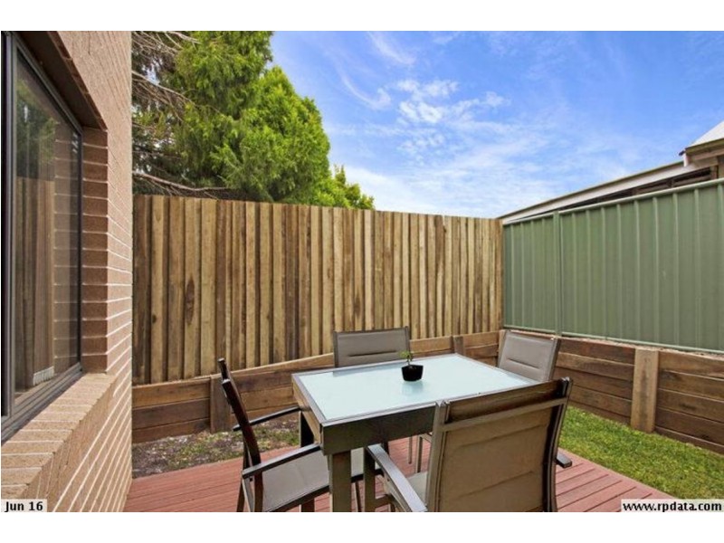 3/128A James Street, South Toowoomba QLD 4350