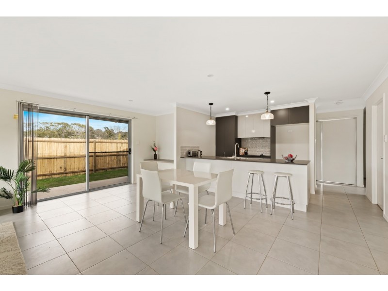 2/151 Jellicoe Street, North Toowoomba QLD 4350