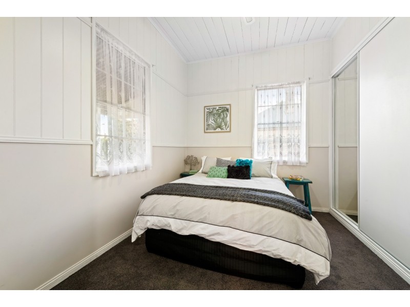 69 James Street, East Toowoomba QLD 4350