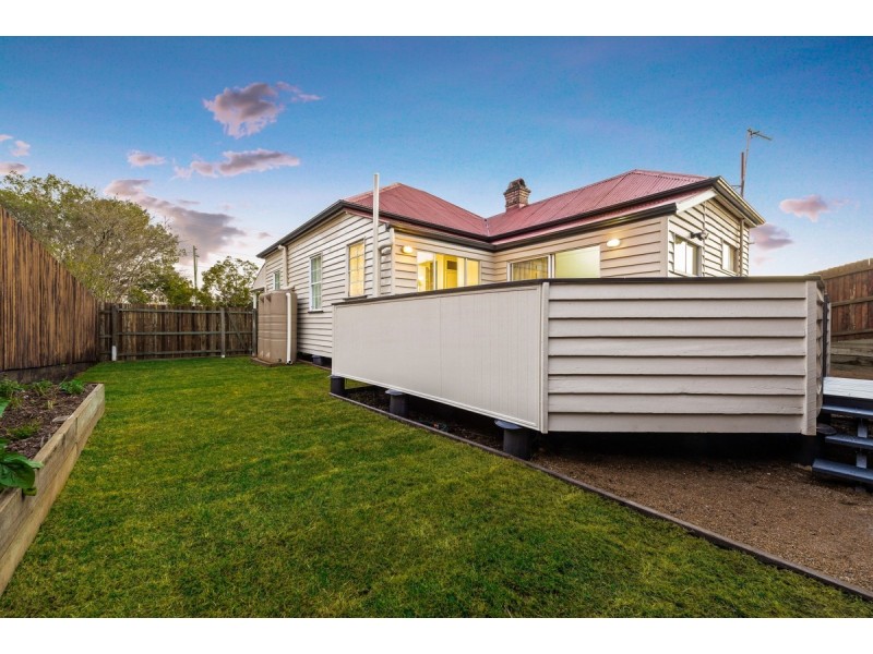 69 James Street, East Toowoomba QLD 4350