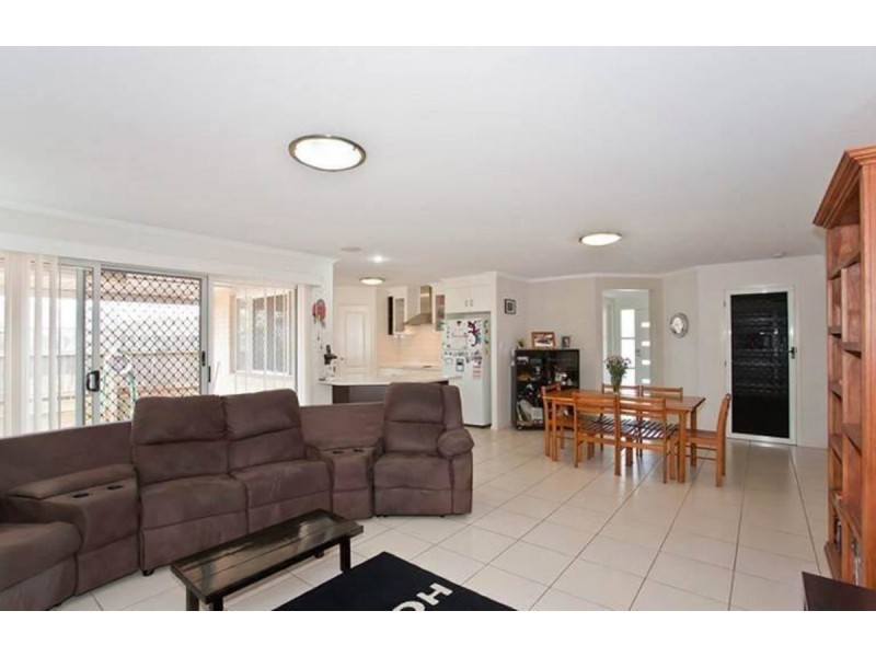 22 Mooney Street, Harlaxton QLD 4350