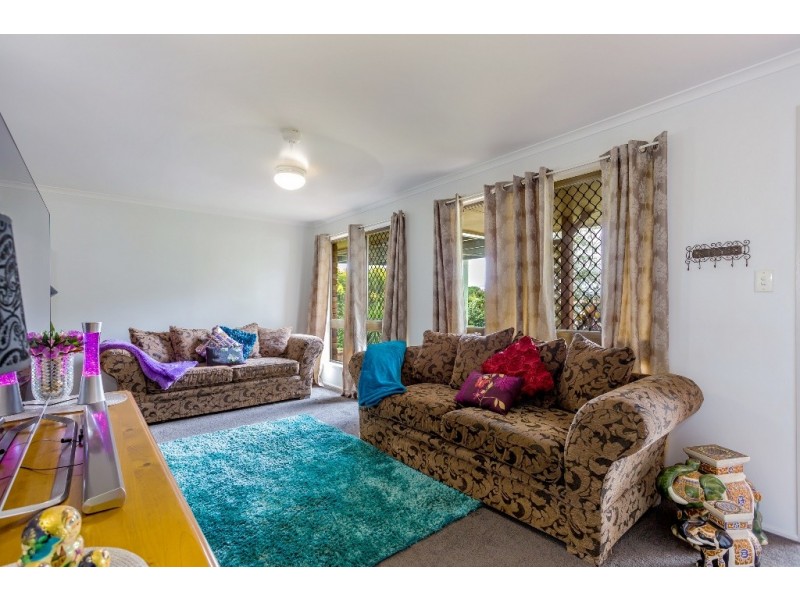 8 Croydon Street, Harristown QLD 4350