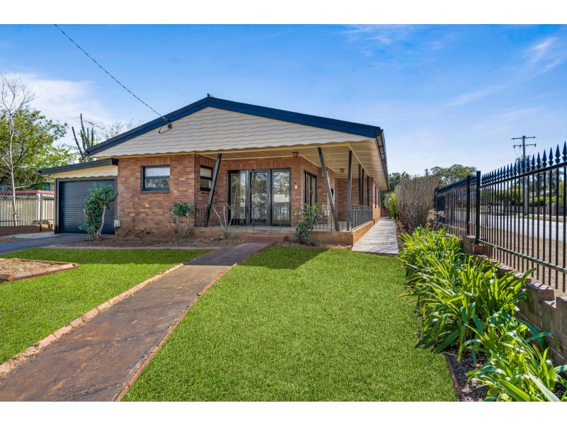 101 Anzac Avenue, Newtown QLD 4350