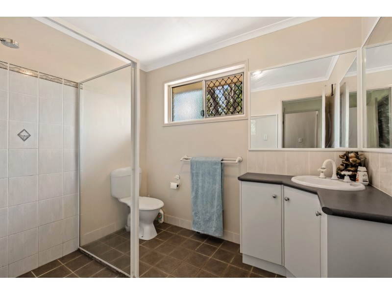 1/318b South Street, Harristown QLD 4350