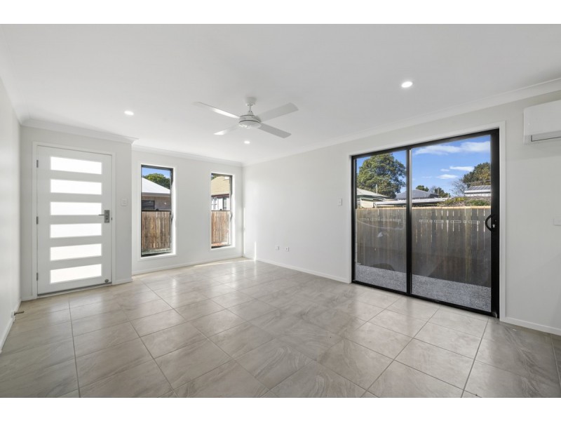 4/11A Bothwell Street, Newtown QLD 4350