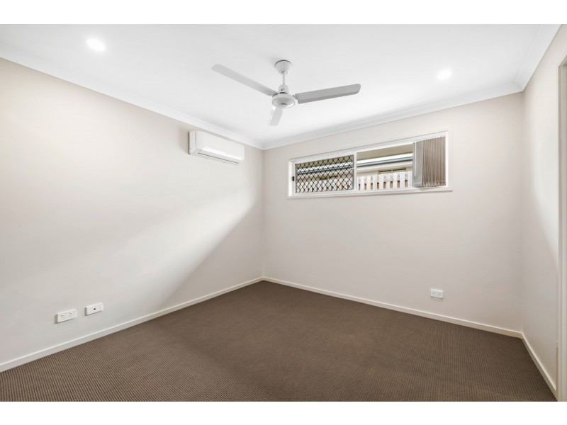 8 McInness Cresent, Glenvale QLD 4350