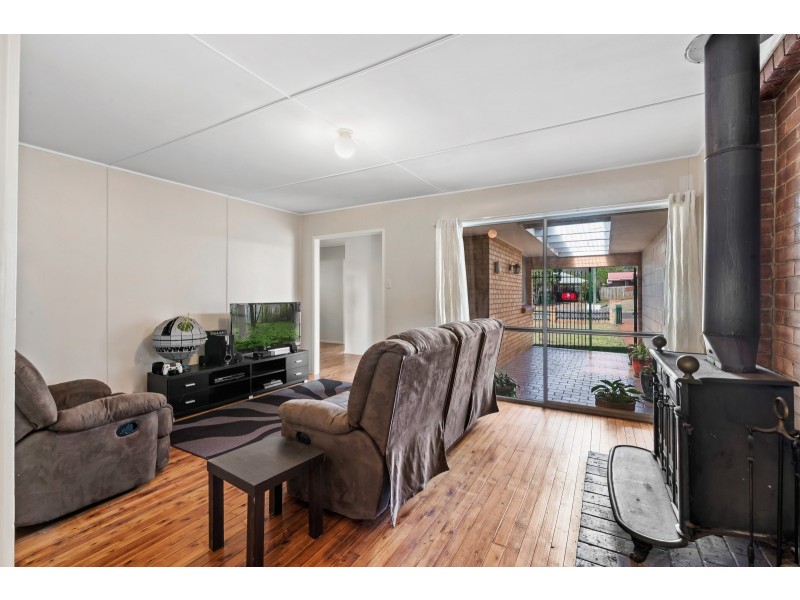 51 Gordon Avenue, Newtown QLD 4350