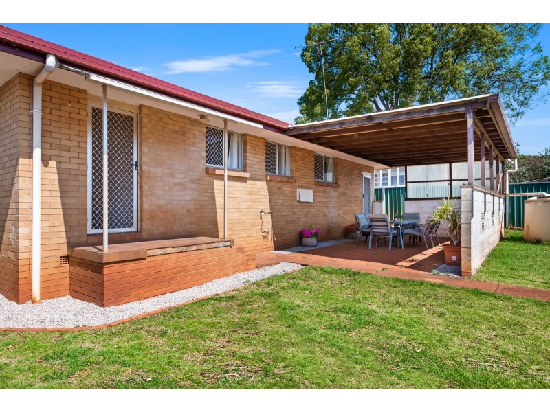 51 Gordon Avenue, Newtown QLD 4350