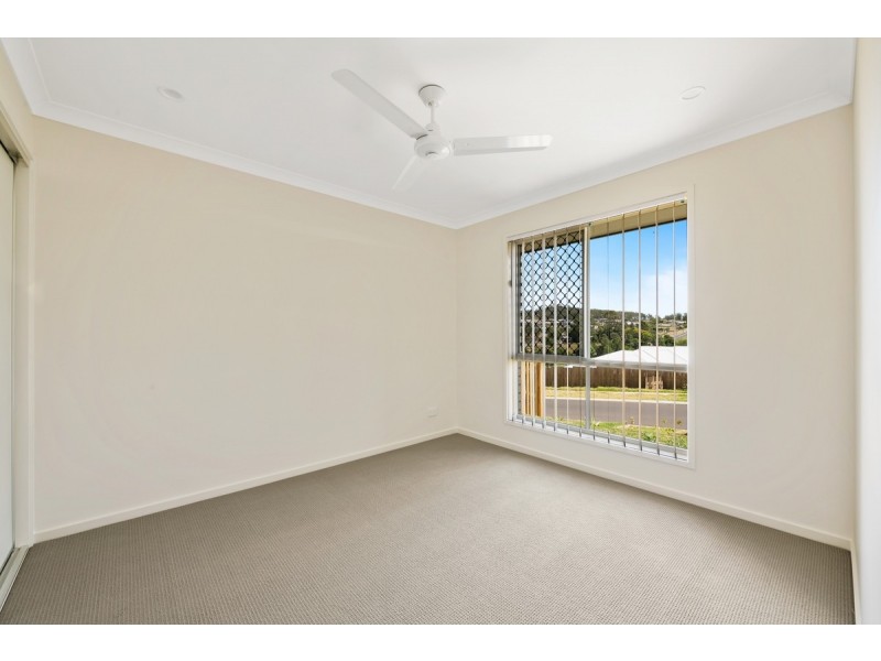 12 Downs Street, Glenvale QLD 4350