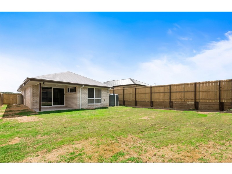 12 Downs Street, Glenvale QLD 4350