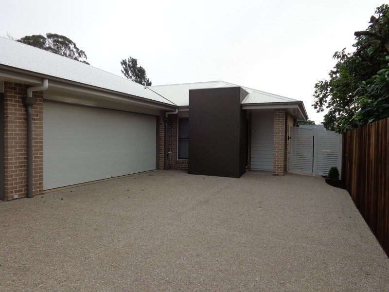 2/15A Warwick Street, Harristown QLD 4350