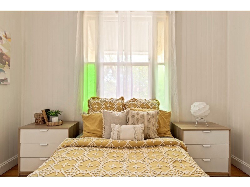 198 Campbell Street, Newtown QLD 4350