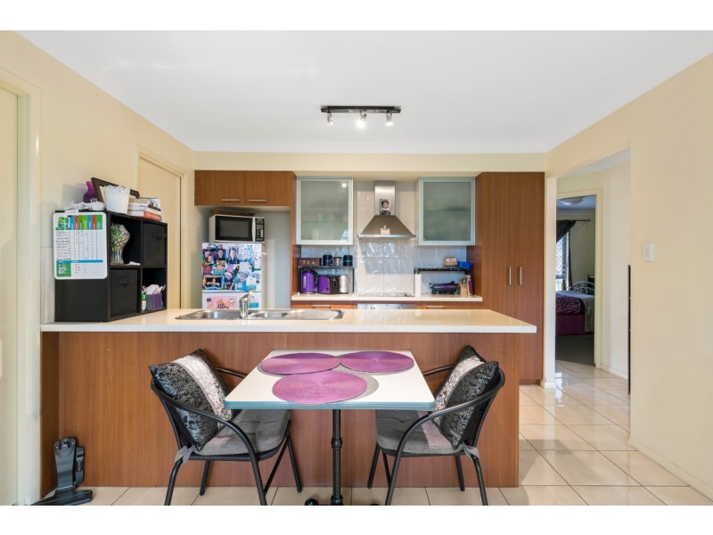 1/4 Boxsall Street, Newtown QLD 4350