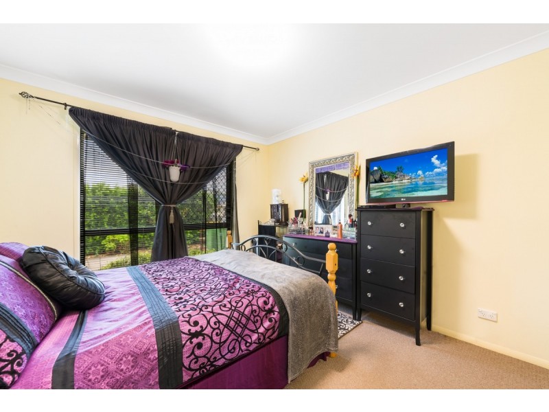1/4 Boxsall Street, Newtown QLD 4350