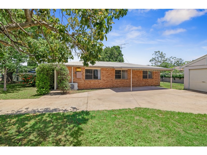 5 Albert Lane, Newtown QLD 4350