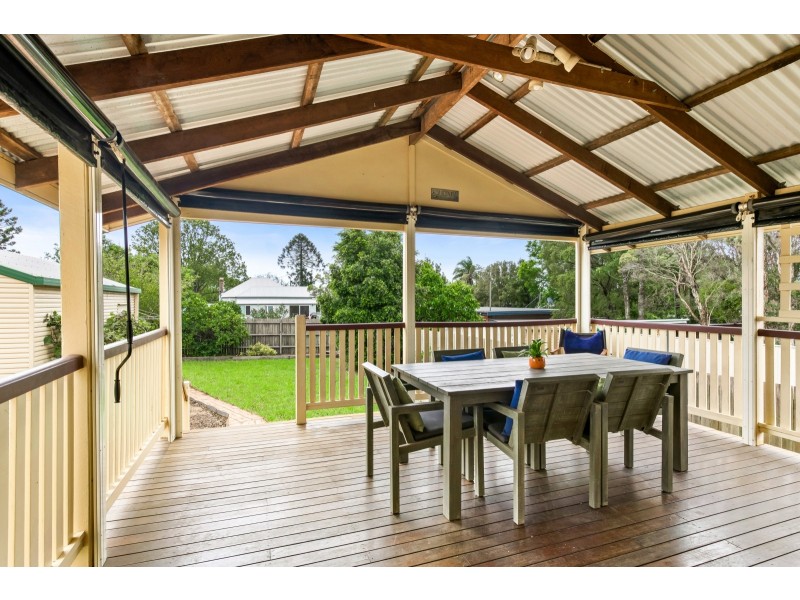 27 Clark Street, South Toowoomba QLD 4350