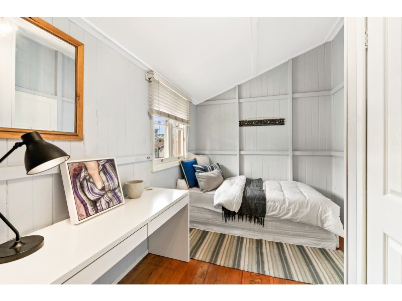 27 Clark Street, South Toowoomba QLD 4350