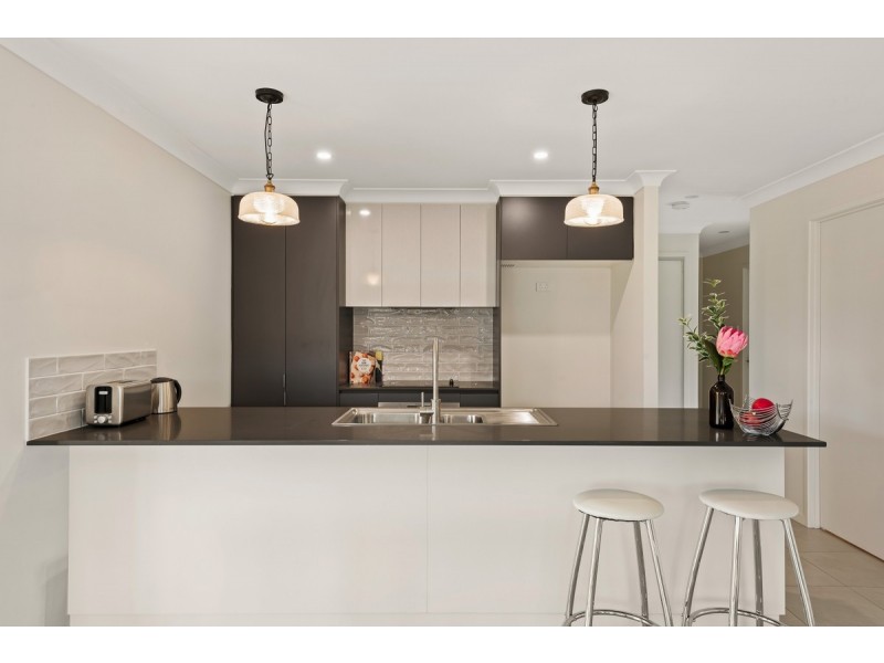 2/151 Jellicoe Street, North Toowoomba QLD 4350