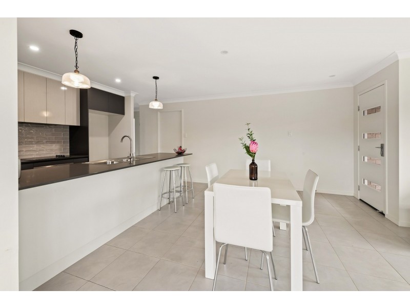 2/151 Jellicoe Street, North Toowoomba QLD 4350