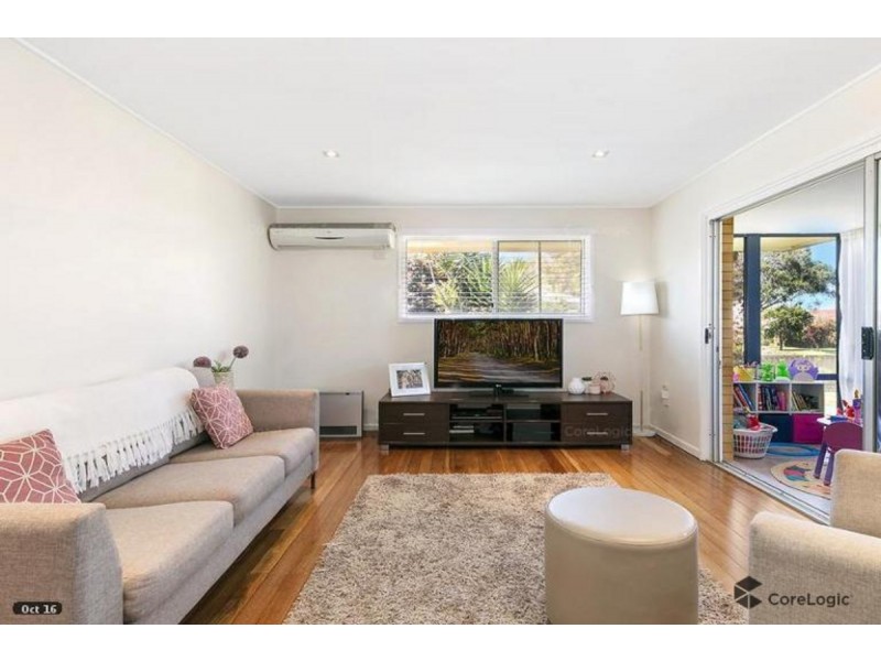 11 Honey Street, Harristown QLD 4350