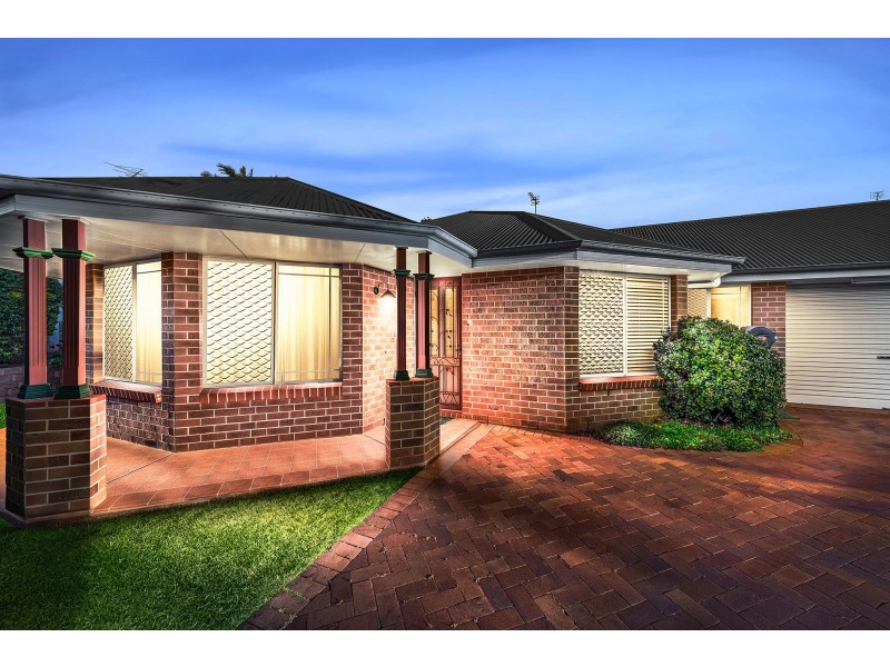 2/422 Hume Street, Centenary Heights QLD 4350