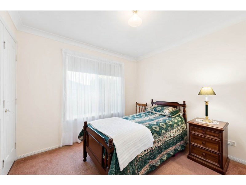 2/422 Hume Street, Centenary Heights QLD 4350