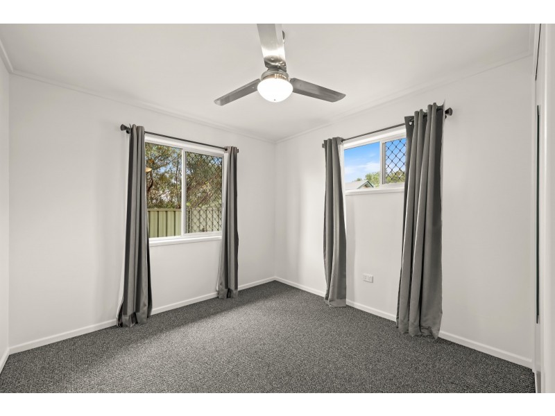 13 Whitefriars Street, Rockville QLD 4350