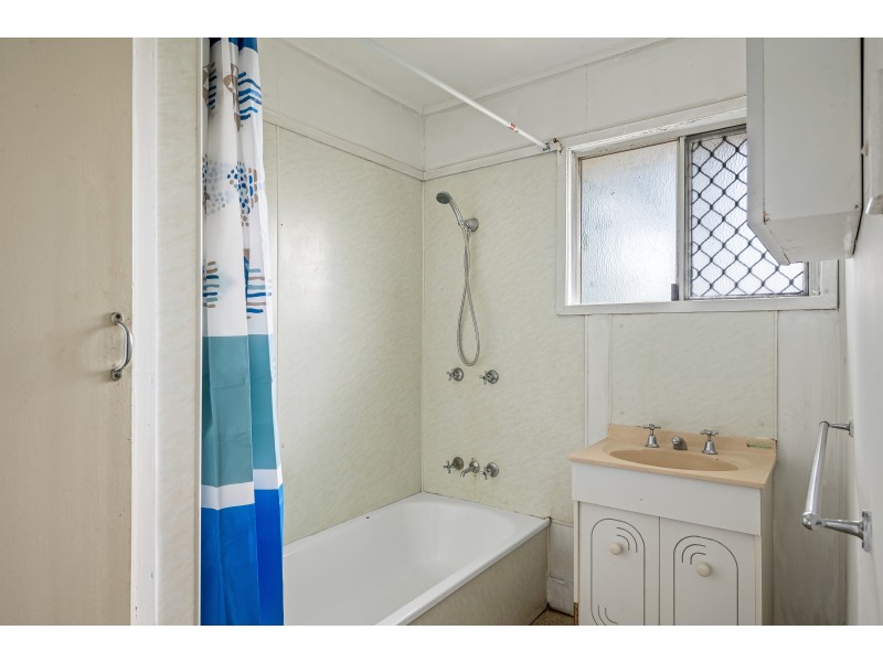 42 Proposch Street, Oakey QLD 4401
