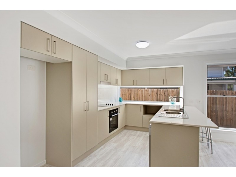 1/100a James Street, South Toowoomba QLD 4350