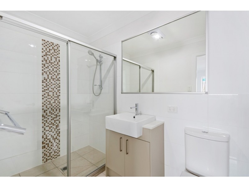 1/100a James Street, South Toowoomba QLD 4350