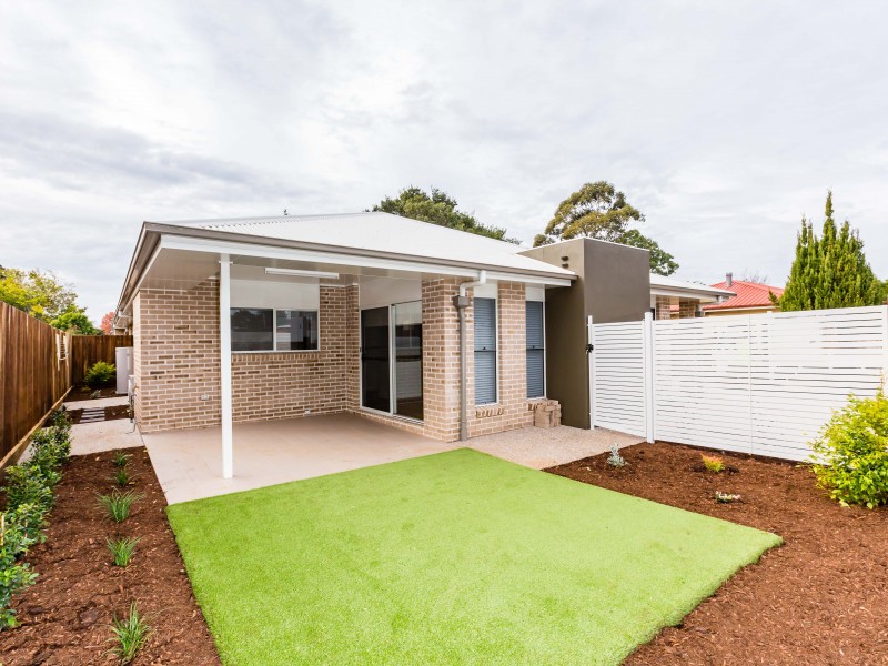 1/15a Warwick Street, Harristown QLD 4350