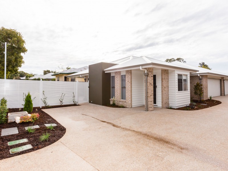 1/15a Warwick Street, Harristown QLD 4350