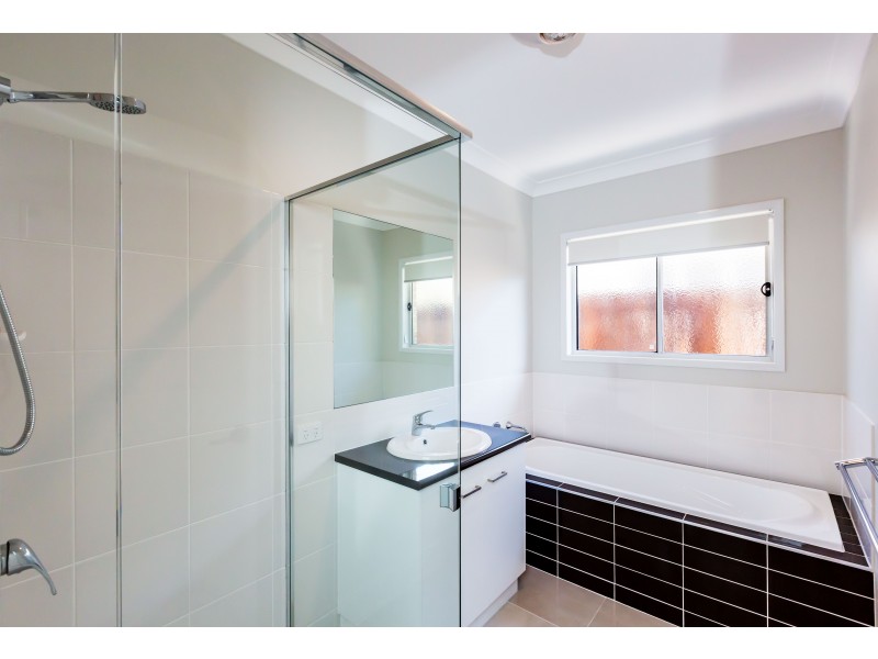 1/15a Warwick Street, Harristown QLD 4350