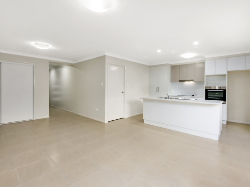 1/77 Anzac Avenue, Newtown QLD 4350