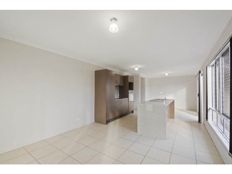 2/66 Gipps Street, Drayton QLD 4350